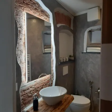 La Finestra Sul Castello Apartment Campo Ligure