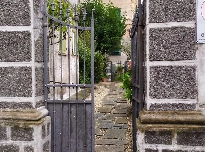 Apartment La Finestra Sul Castello
